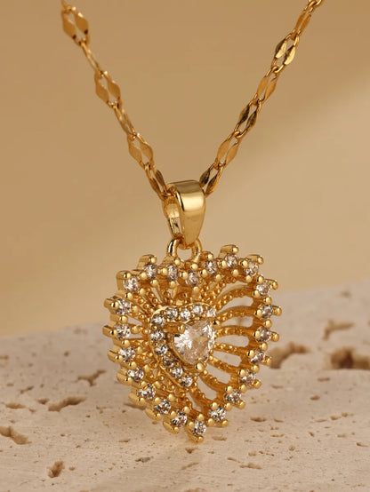 Elegant Glam Luxurious Heart Shape Stainless Steel Plating Hollow Out Inlay Zircon 18k Gold Plated Pendant Necklace