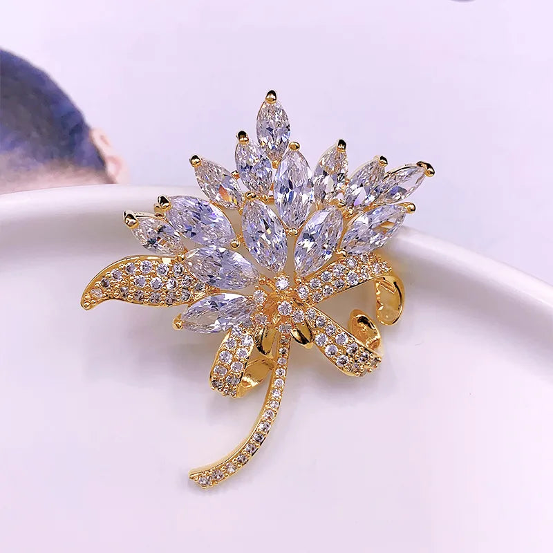 Elegant Glam Luxurious Leaf Flower Brass Plating Inlay Zircon Women'S Brooches 1 Piece