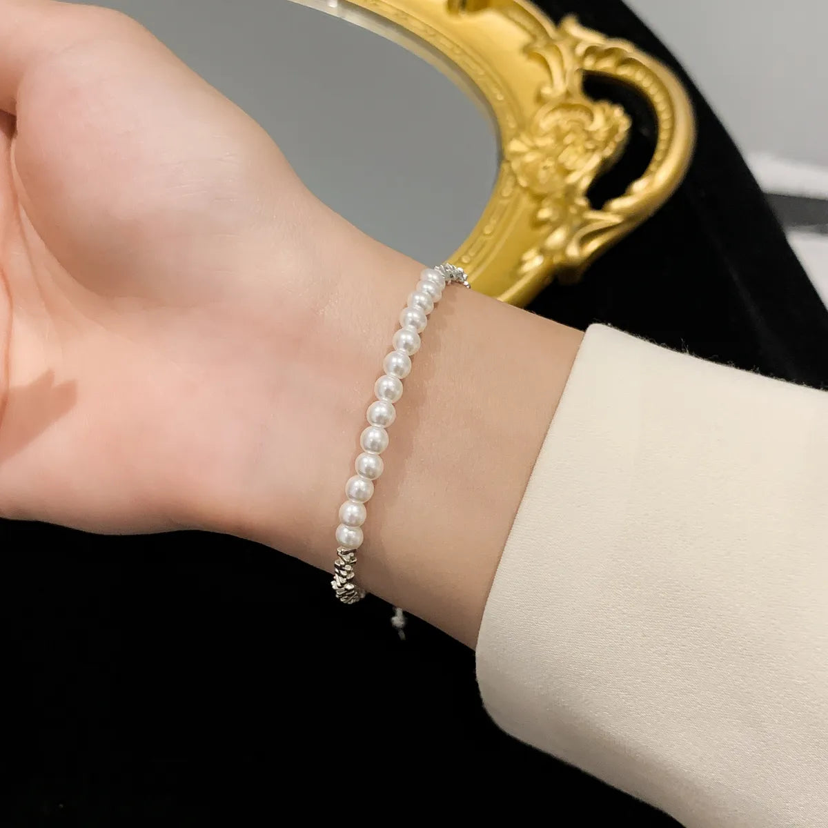 Elegant Glam Solid Color Imitation Pearl Copper Women's Bracelets