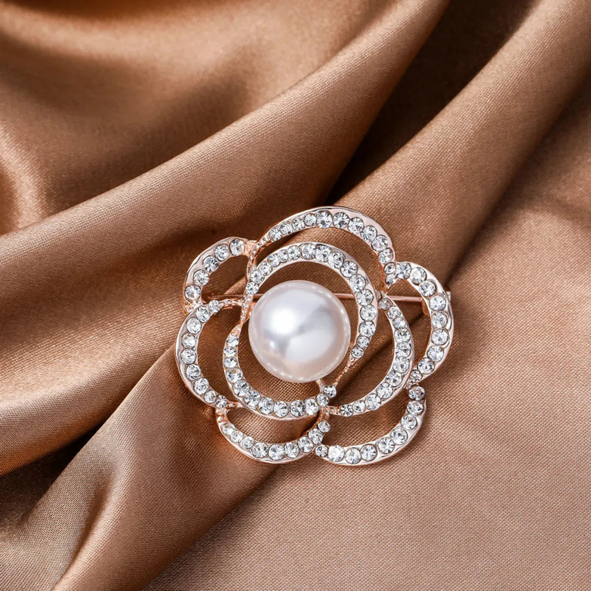 Elegant Heart Shape Flower Butterfly Imitation Pearl Alloy Rhinestone Women'S Brooches