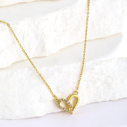 Elegant Heart Shape Solid Color Stainless Steel Plating Inlay Artificial Diamond 18k Gold Plated Pendant Necklace