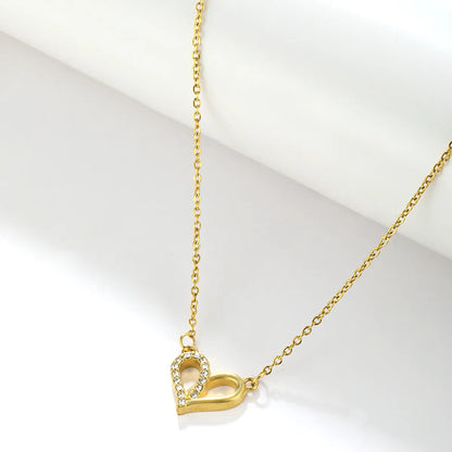 Elegant Heart Shape Solid Color Stainless Steel Plating Inlay Artificial Diamond 18k Gold Plated Pendant Necklace