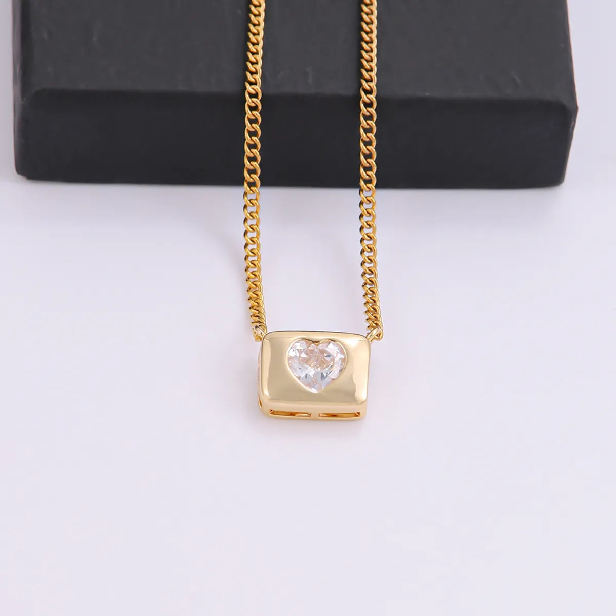 Elegant Heart Shape Stainless Steel Copper Plating Inlay Zircon 18k Gold Plated Pendant Necklace