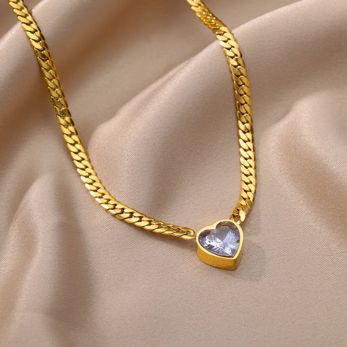 Wholesale Elegant Heart Shape Titanium Steel Plating Inlay Artificial Diamond Bracelets Necklace