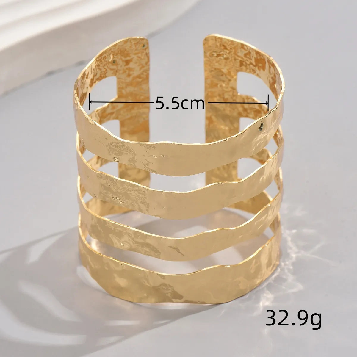 Elegant Hip-hop Simple Style Solid Color Iron Polishing Hollow Out Women's Bangle