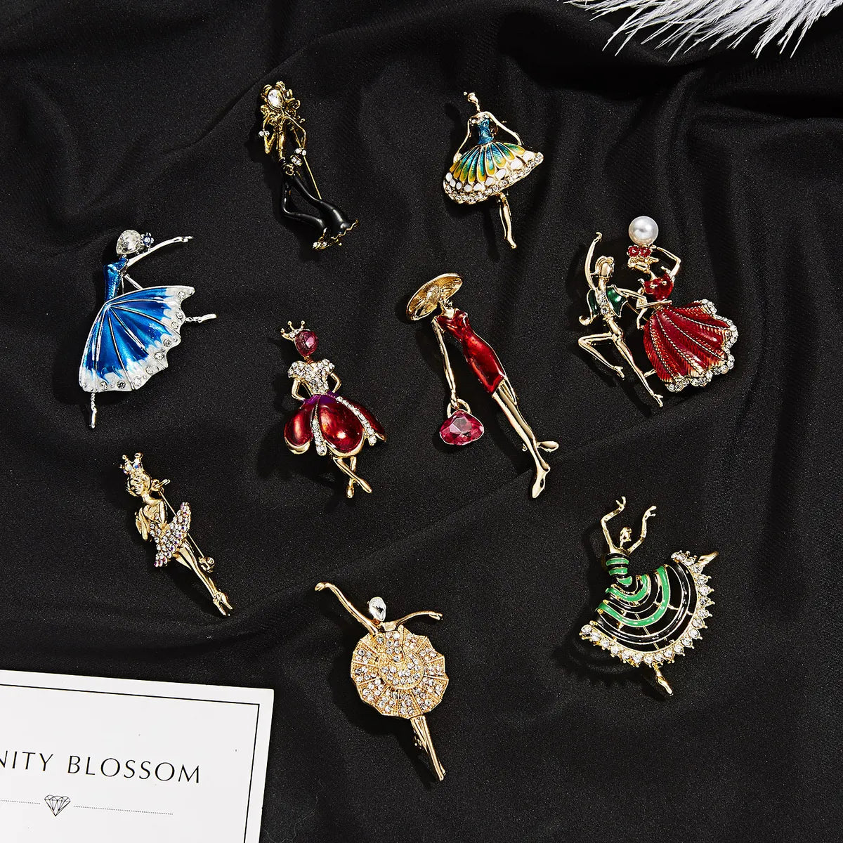 Elegant Human Alloy Plating Rhinestones Women'S Brooches