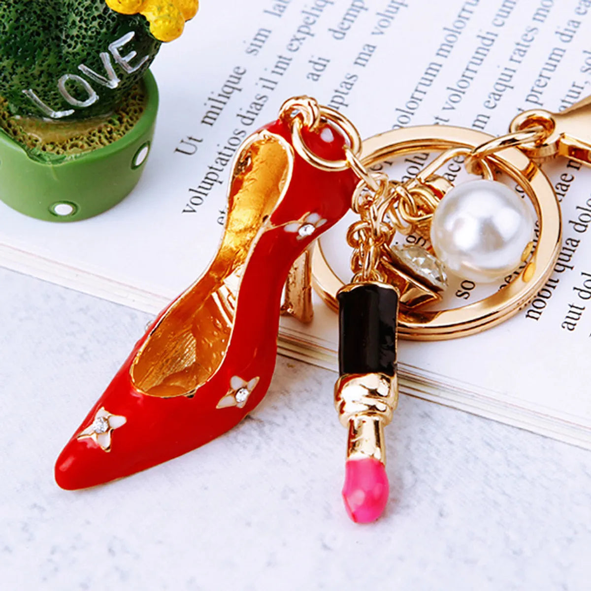 Elegant Korean Style Bag Metal Inlay Rhinestones Women'S Bag Pendant Keychain