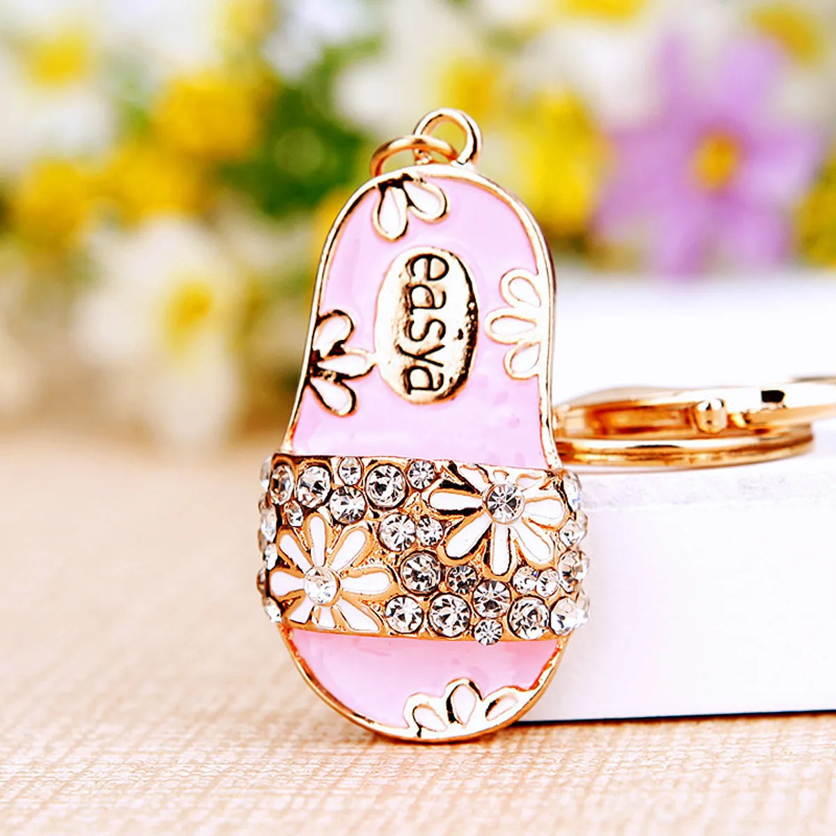 Elegant Korean Style Bag Metal Inlay Rhinestones Women'S Bag Pendant Keychain