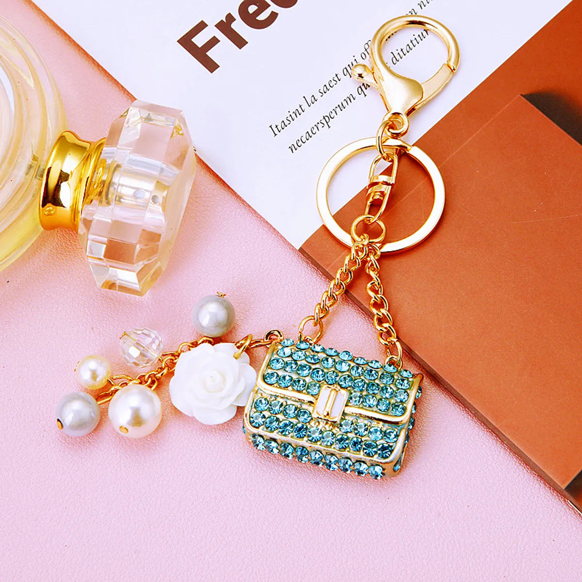 Elegant Korean Style Bag Metal Inlay Rhinestones Women'S Bag Pendant Keychain