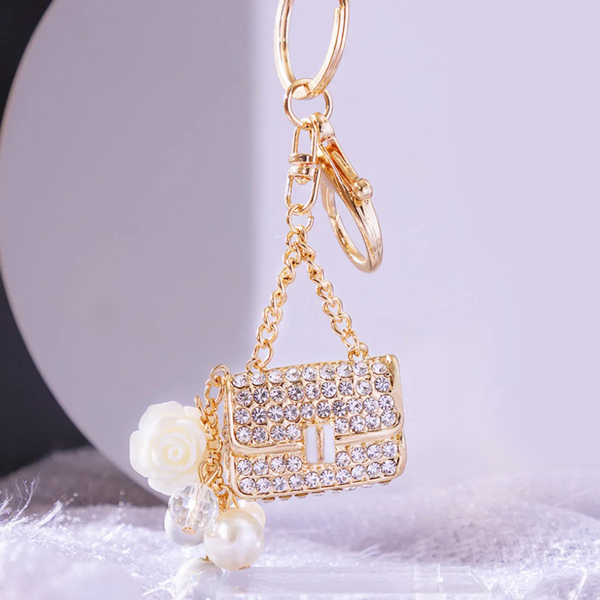 Elegant Korean Style Bag Metal Inlay Rhinestones Women'S Bag Pendant Keychain