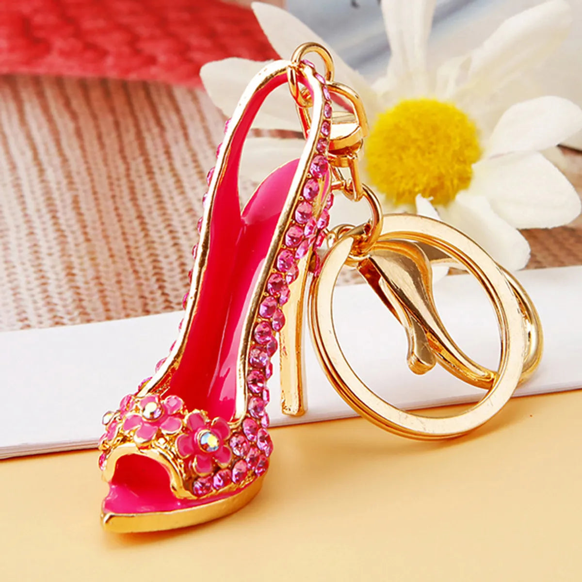 Elegant Korean Style Bag Metal Inlay Rhinestones Women'S Bag Pendant Keychain