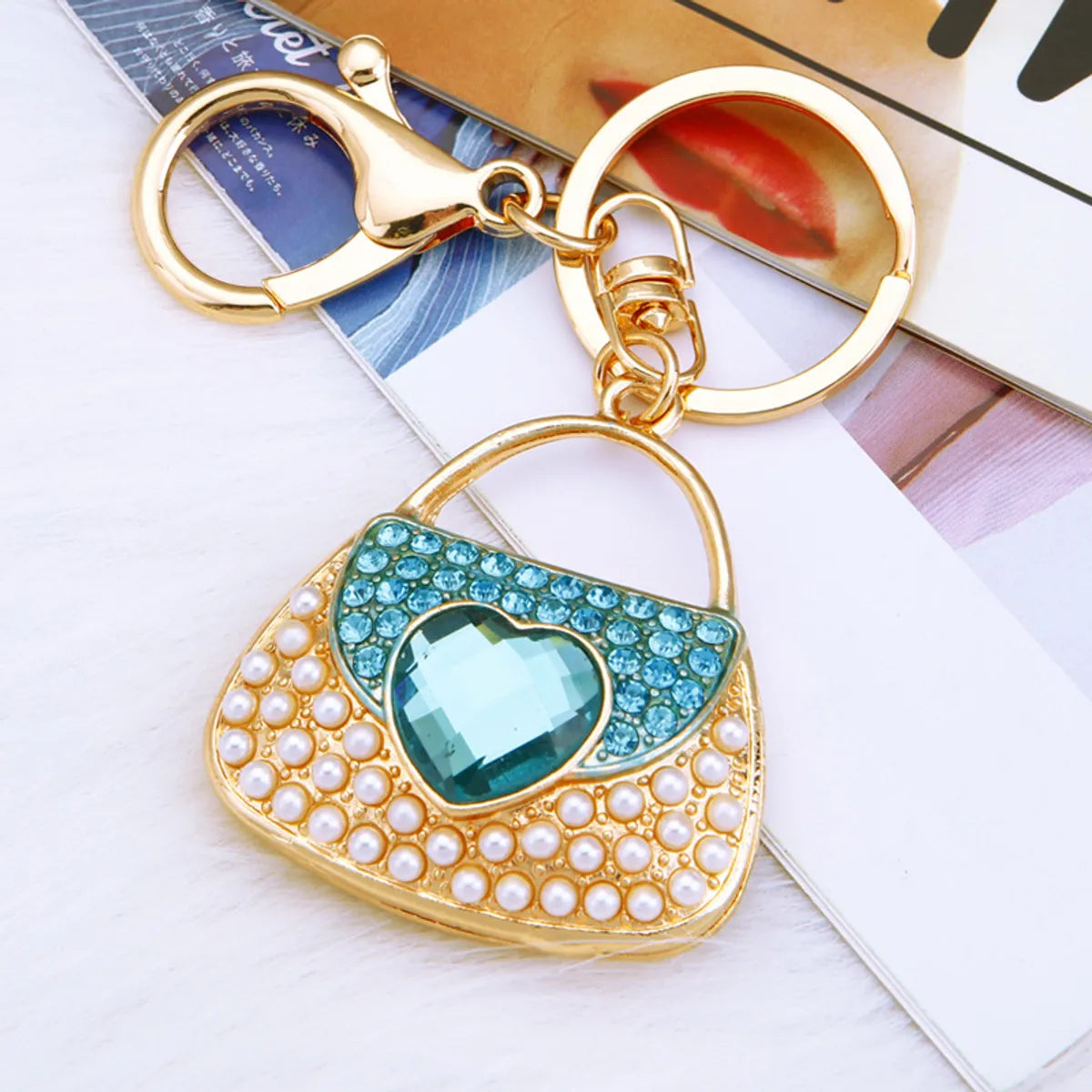 Elegant Korean Style Bag Metal Inlay Rhinestones Women'S Bag Pendant Keychain