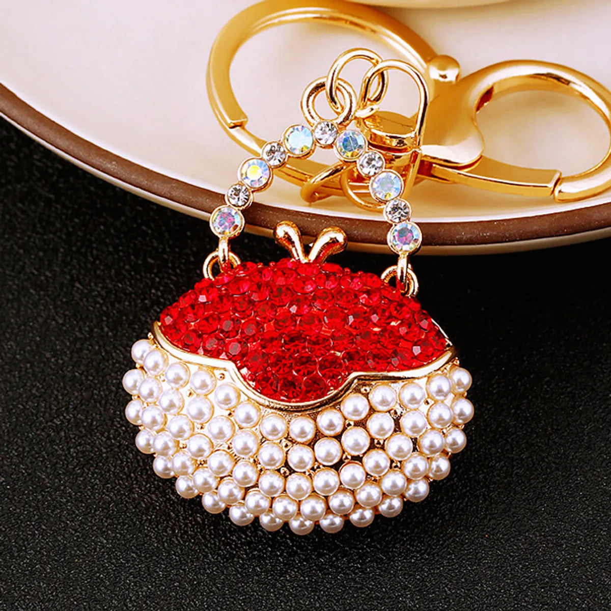 Elegant Korean Style Bag Metal Inlay Rhinestones Women'S Bag Pendant Keychain