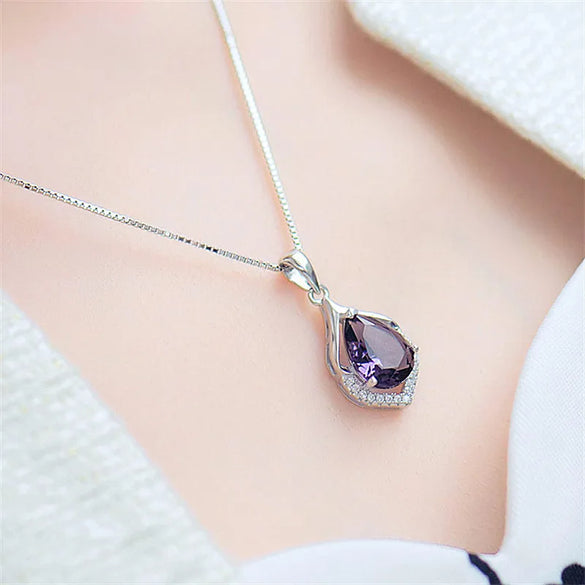 Wholesale Jewelry Elegant Lady Geometric Alloy Iron Rhinestones Plating Inlay Pendant Necklace
