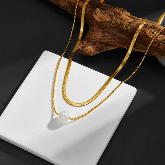 Elegant Lady Geometric Solid Color Imitation Pearl Titanium Steel Layered Necklaces