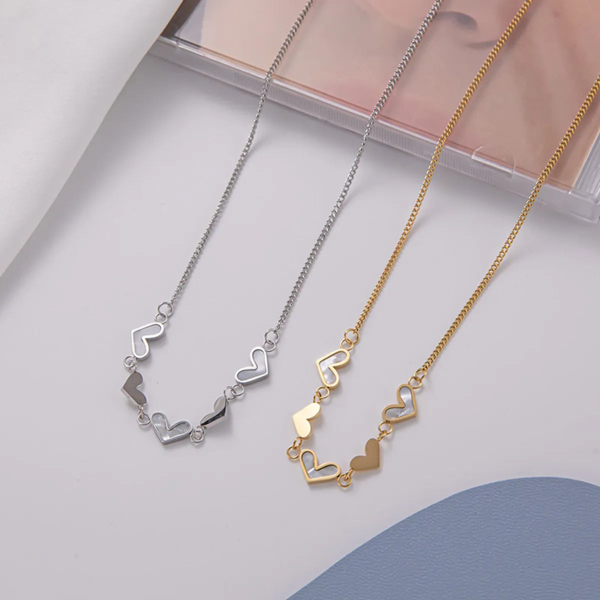 Elegant Lady Heart Shape Titanium Steel Necklace