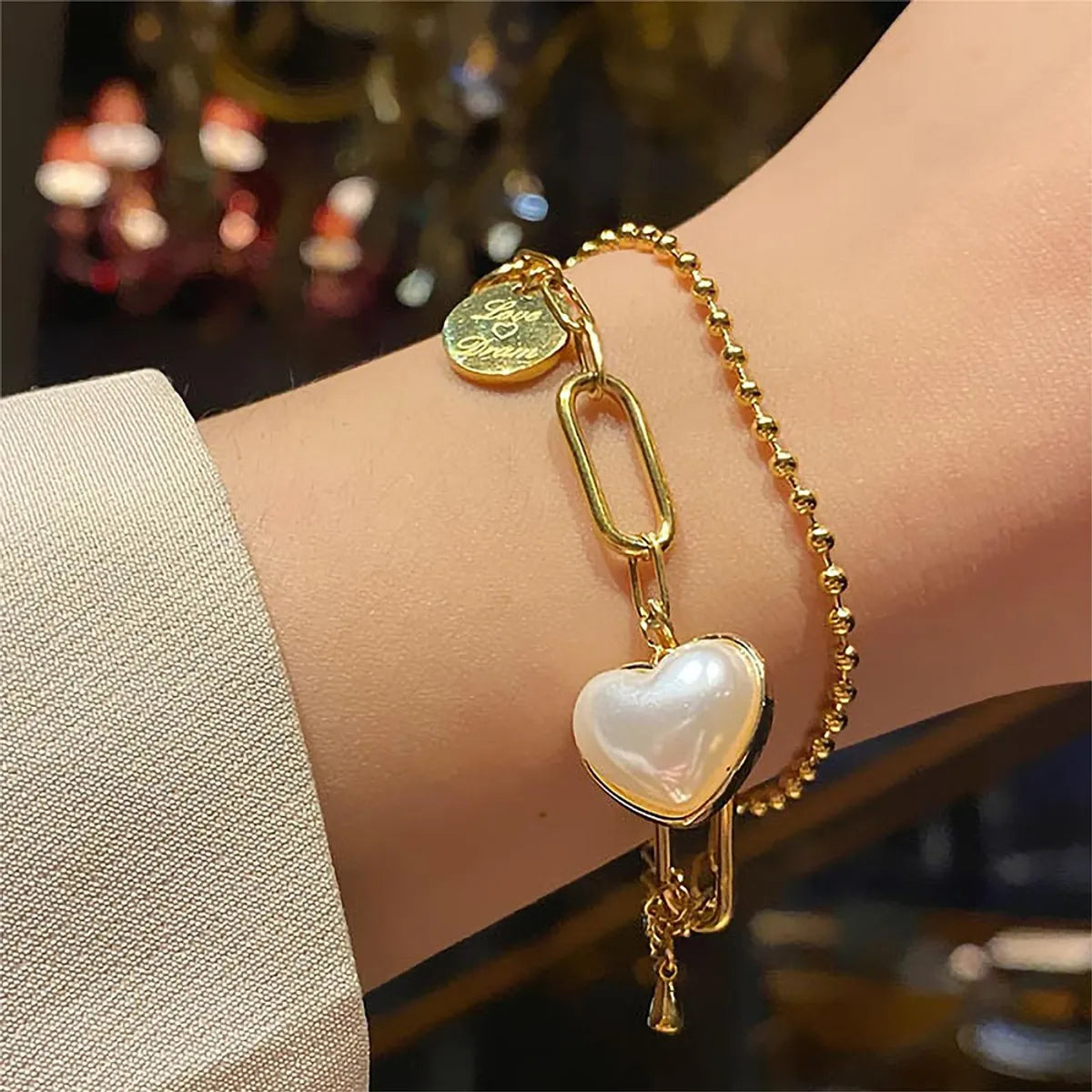 Elegant Lady Heart Shape Titanium Steel Plating Inlay Pearl 18k Gold Plated Bracelets