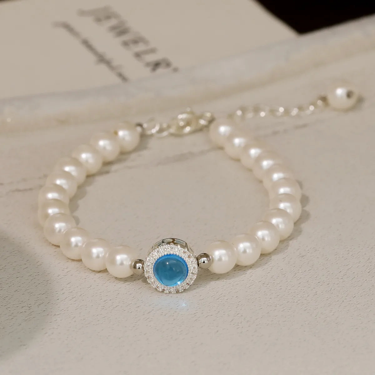 Elegant Lady Solid Color Artificial Pearl Copper Inlay Zircon Women'S Bracelets Necklace