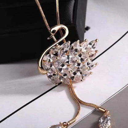 Elegant Lady Swan Gold Plated Silver Plated Artificial Rhinestones Glass Zinc Alloy Wholesale Long Necklace