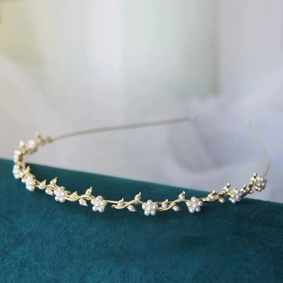 Elegant Leaves Flower Alloy Inlay Zircon Hair Band