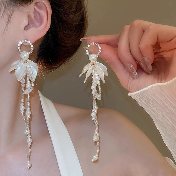 Elegant Light Luxury Alloy Pearl Long Tassel Geometric Earrings With Plants Flowers Style