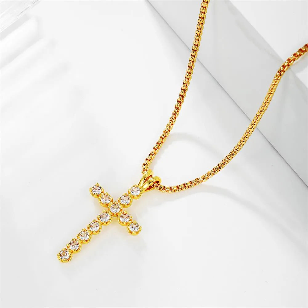 Elegant Luxurious Bridal Cross Copper Plating Inlay Zircon 18k Gold Plated Pendant Necklace