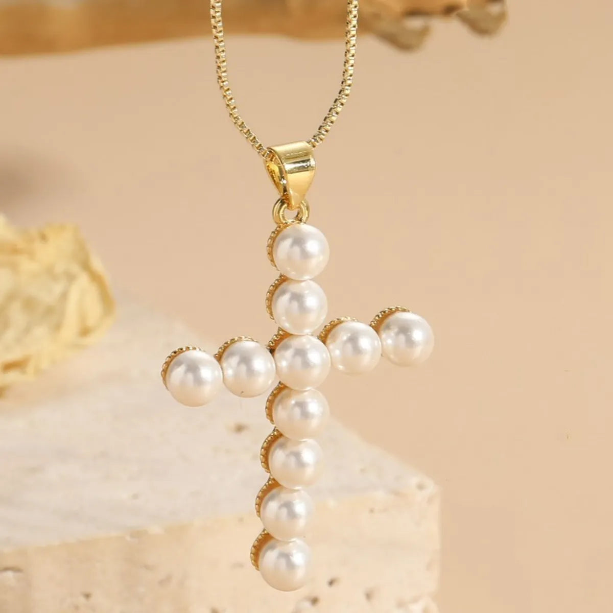 Elegant Luxurious Classic Style Cross Copper 14k Gold Plated Artificial Pearls Zircon Pendant Necklace In Bulk