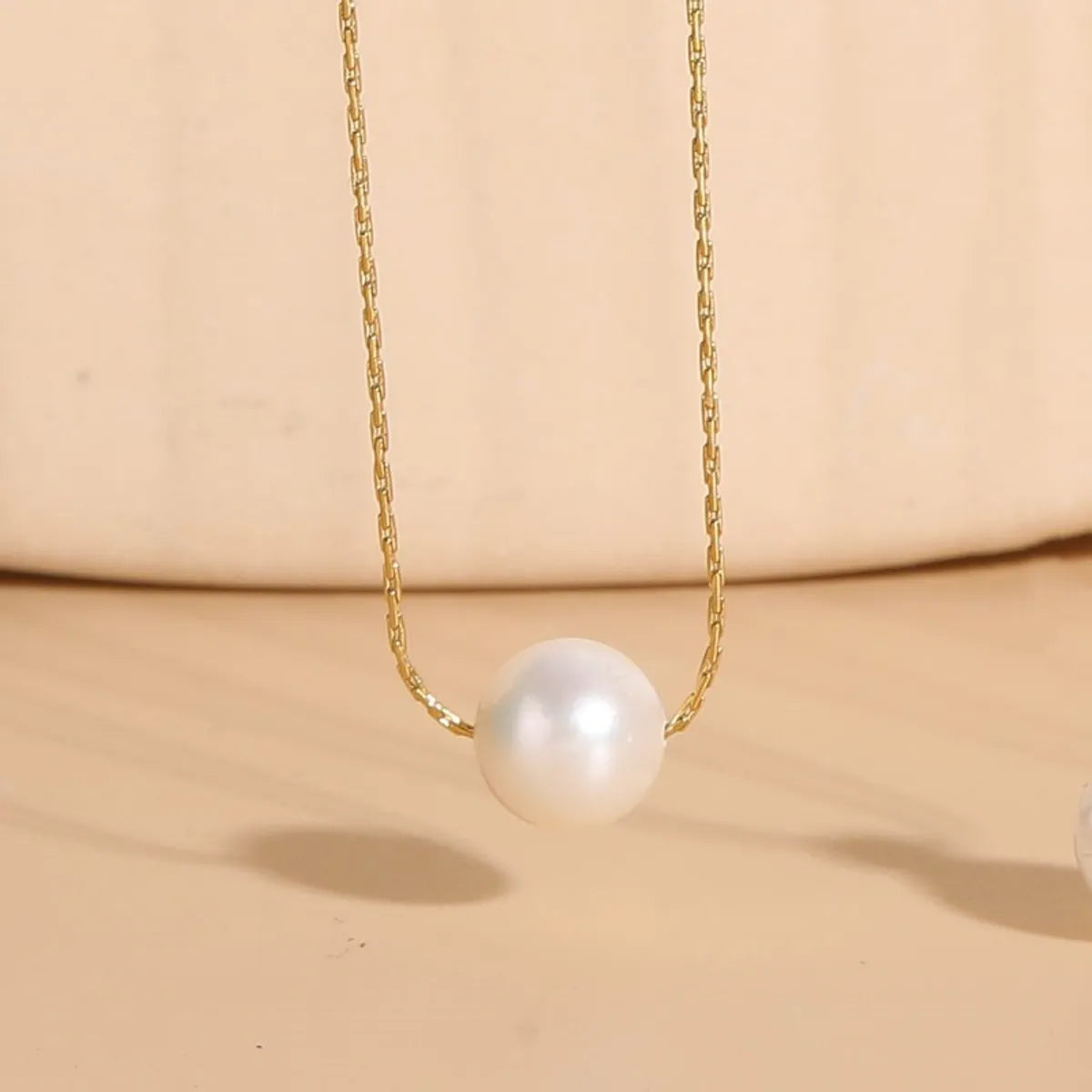 Wholesale Elegant Luxurious Classic Style Solid Color 304 Stainless Steel ABS Pearl Plating Inlay Artificial Pearls Freshwater Pearl Pendant Necklace