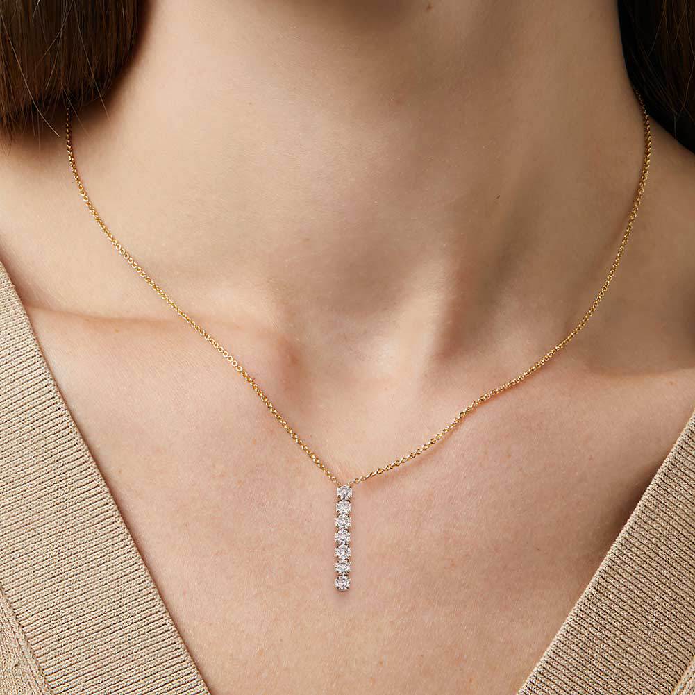 Elegant Luxurious Classic Style Square Sterling Silver Inlay Zircon Pendant Necklace