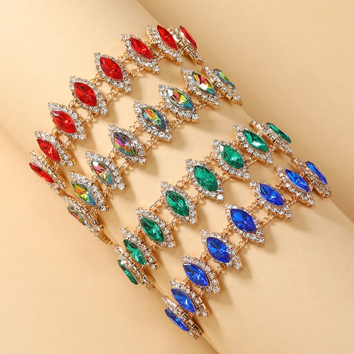 Elegant Luxurious Color Block Alloy Plating Inlay Rhinestones Gold Plated Women's Bracelets