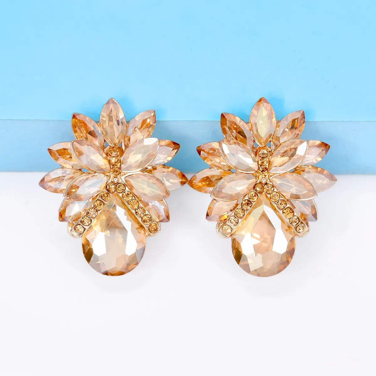 1 Pair Elegant Luxurious Flower Inlay Alloy Glass Stone Ear Studs