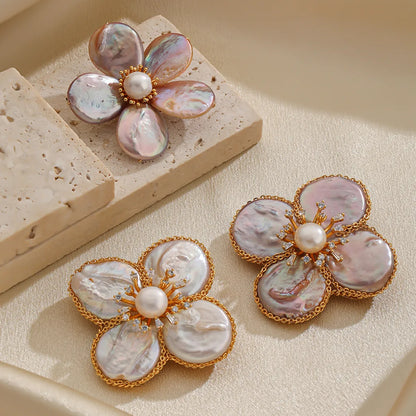 Elegant Luxurious Flower Copper Hollow Out Inlay Freshwater Pearl Women'S Brooches 1 Piece