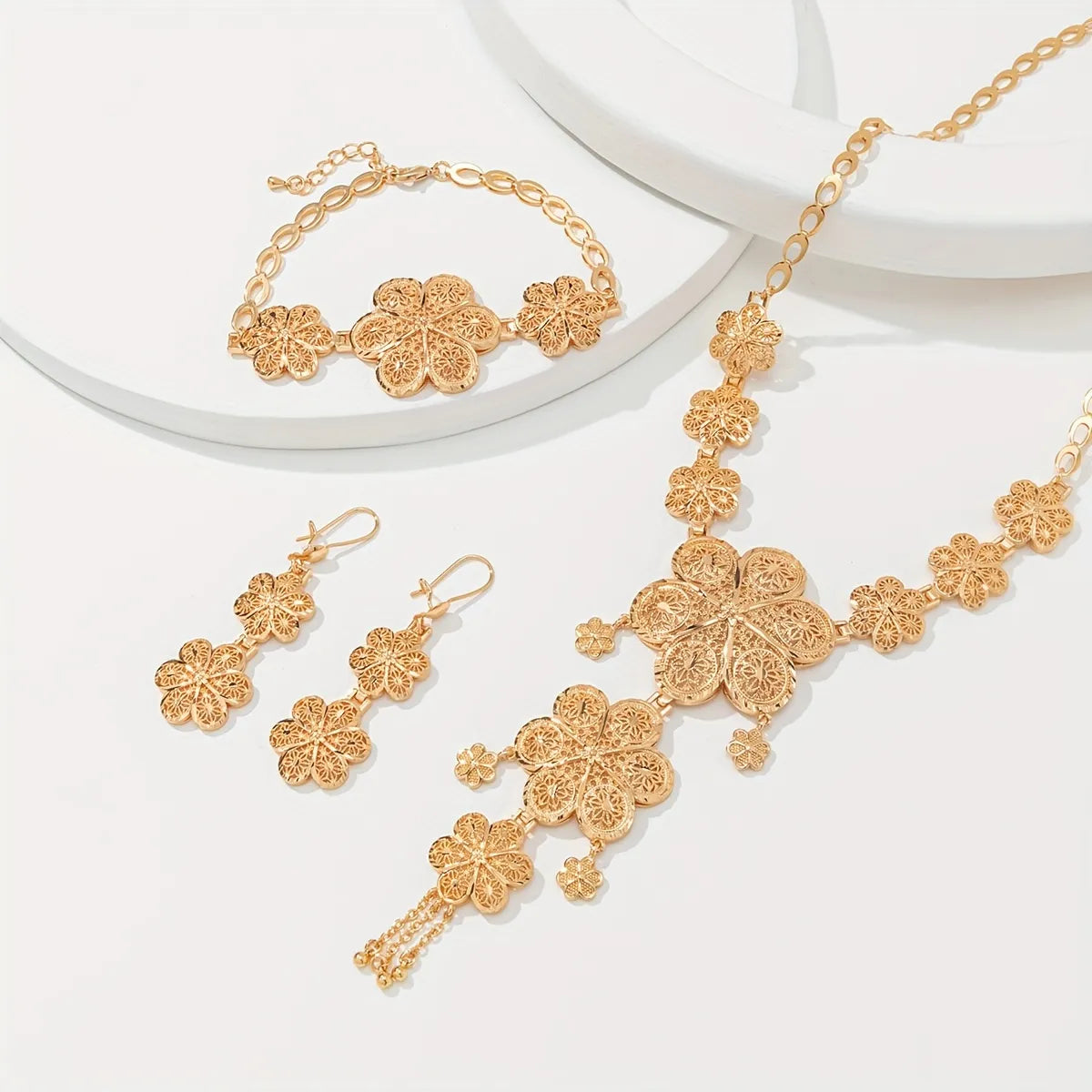 Elegant Luxurious Flower Copper Plating 18k Gold Plated Bracelets Earrings Necklace