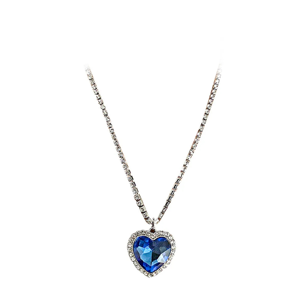 Elegant Luxurious Heart Shape Alloy Inlay Rhinestones Women'S Pendant Necklace