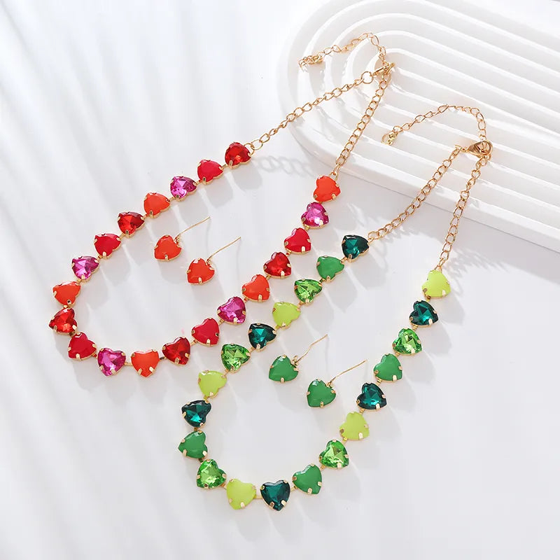 Elegant Luxurious Heart Shape Alloy Plating Inlay Glass Gold Plated Women'S Necklace