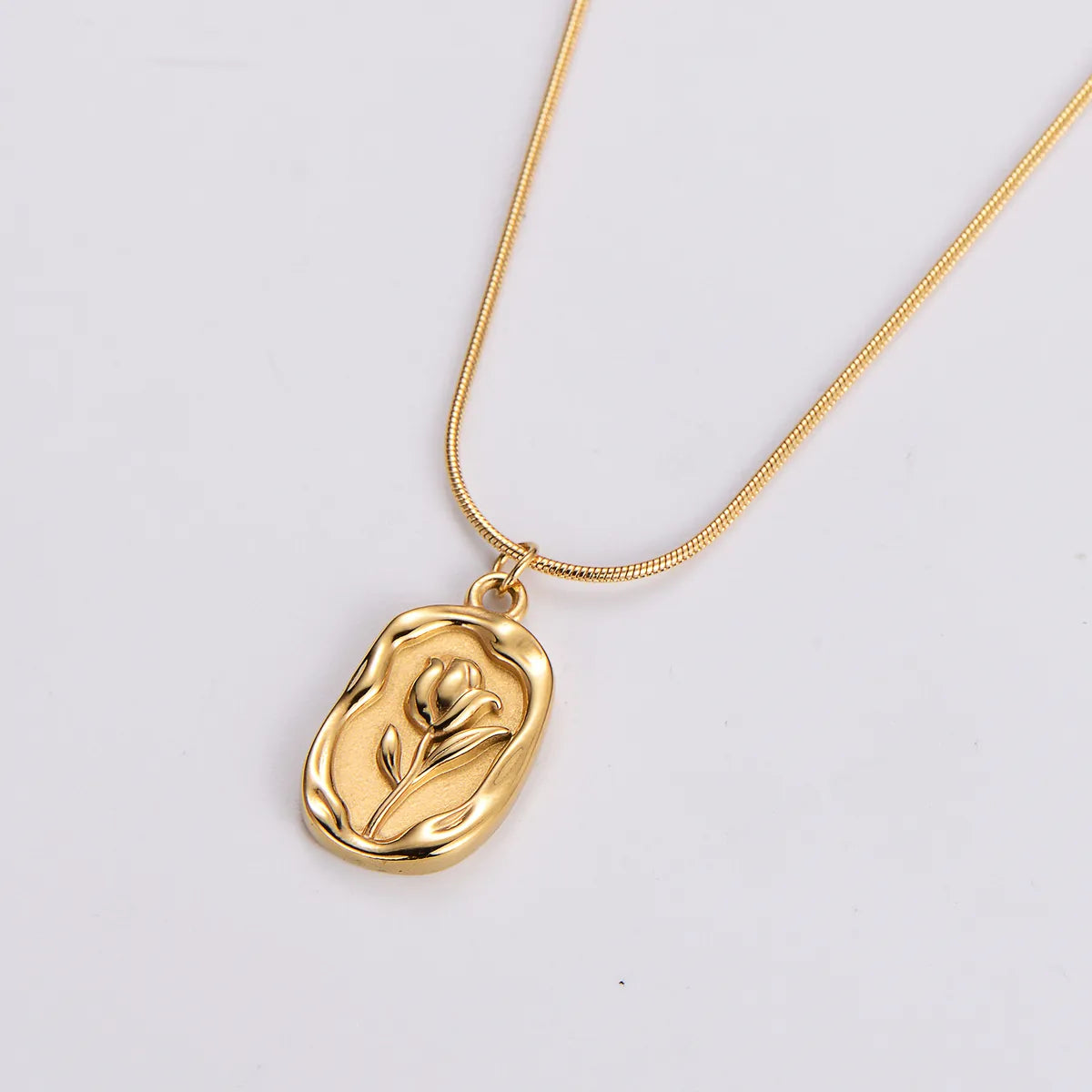 Elegant Luxurious Pastoral Tulip Stainless Steel Plating 18k Gold Plated Pendant Necklace