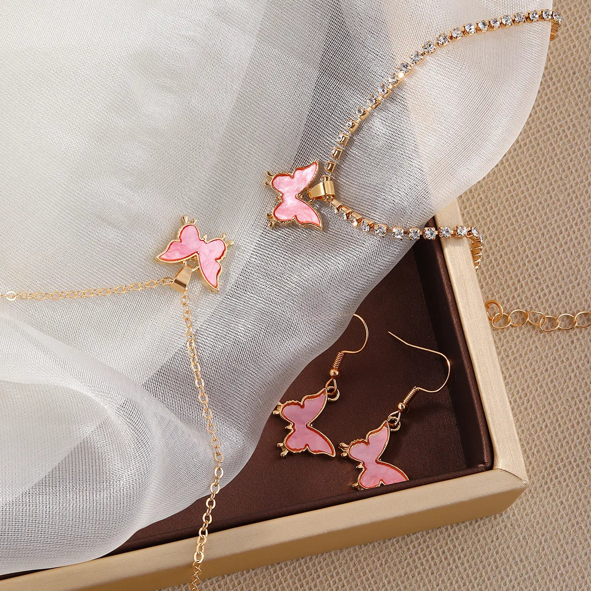 Elegant Luxurious Romantic Animal Butterfly Alloy Zinc Plating Inlay Artificial Rhinestones Women'S Bracelets Earrings Necklace