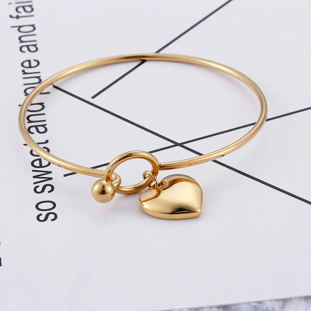 Elegant Modern Style Heart Shape Stainless Steel Titanium Steel 18K Gold Plated Bangle In Bulk