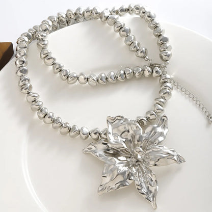 Elegant Nordic Style Exaggerated Flower Alloy Wholesale Pendant Necklace Long Necklace