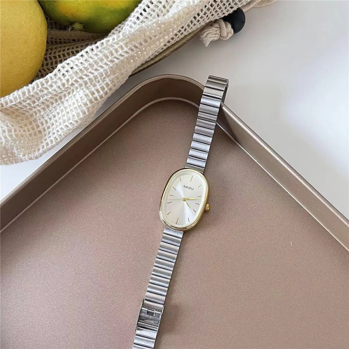 Elegant Oval Single Folding Buckle Quartz Women'S Watches