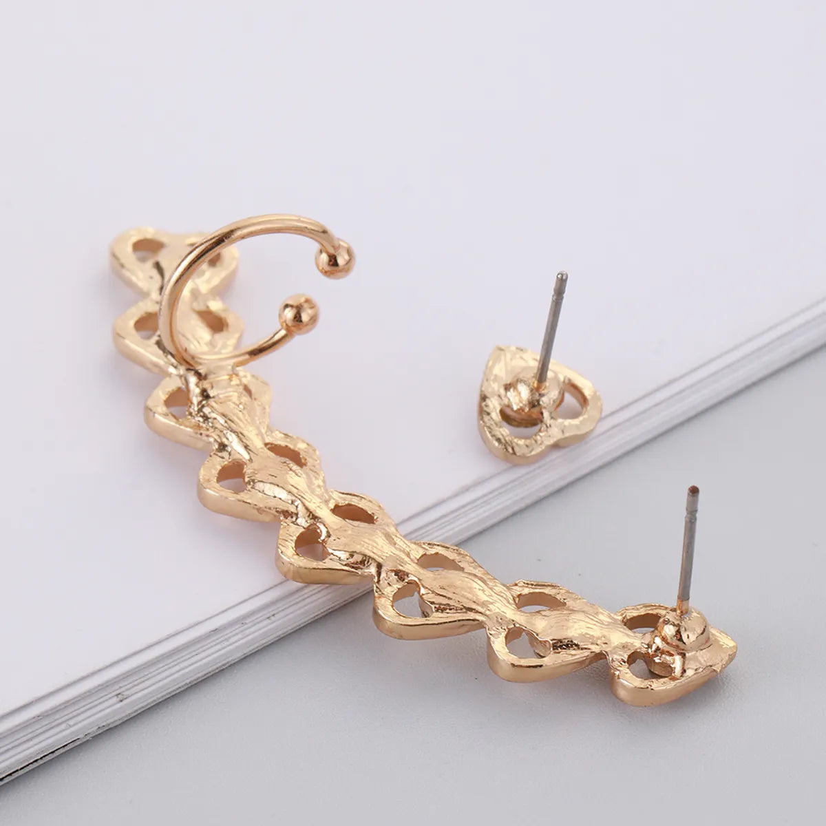 Elegant Oversized Heart Shape Alloy Inlay Zircon Women's Ear Clips Ear Studs