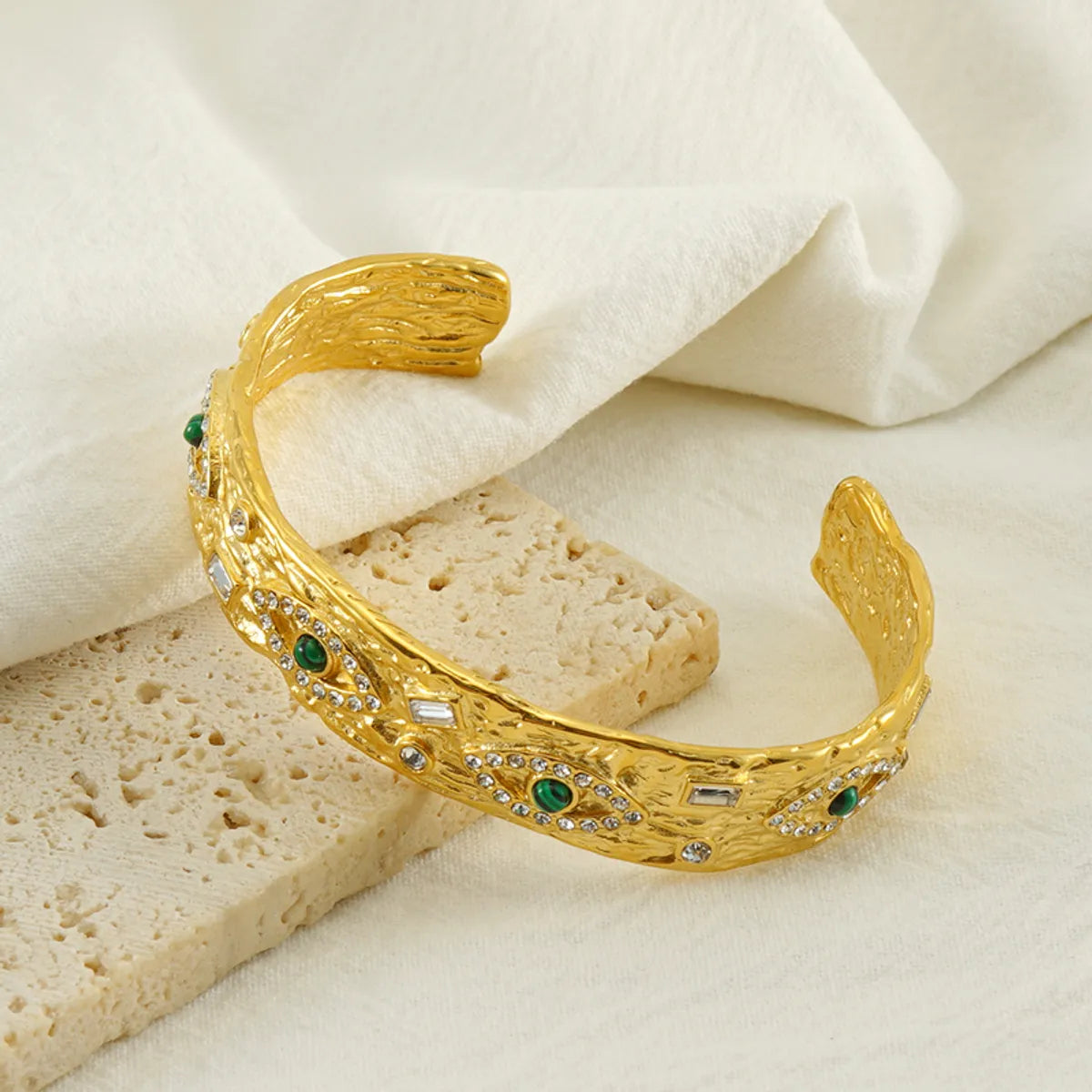 Elegant Retro Eye 304 Stainless Steel 18K Gold Plated Natural Stone Zircon Bangle In Bulk