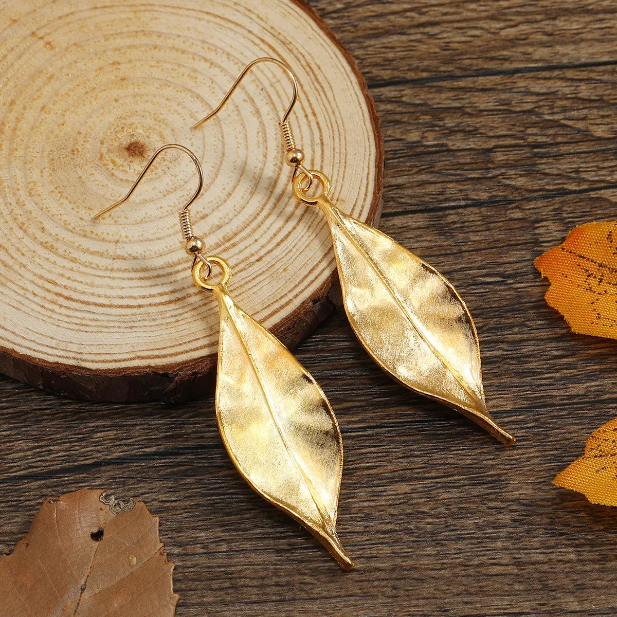 1 Pair Elegant Retro Leaf Plating Alloy Drop Earrings