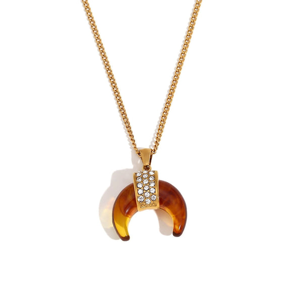 Elegant Retro Personality Pendant Necklace With Geometric Pattern Stainless Steel Plated 18K Gold Amber Horn And Diamond Electroplating For Women