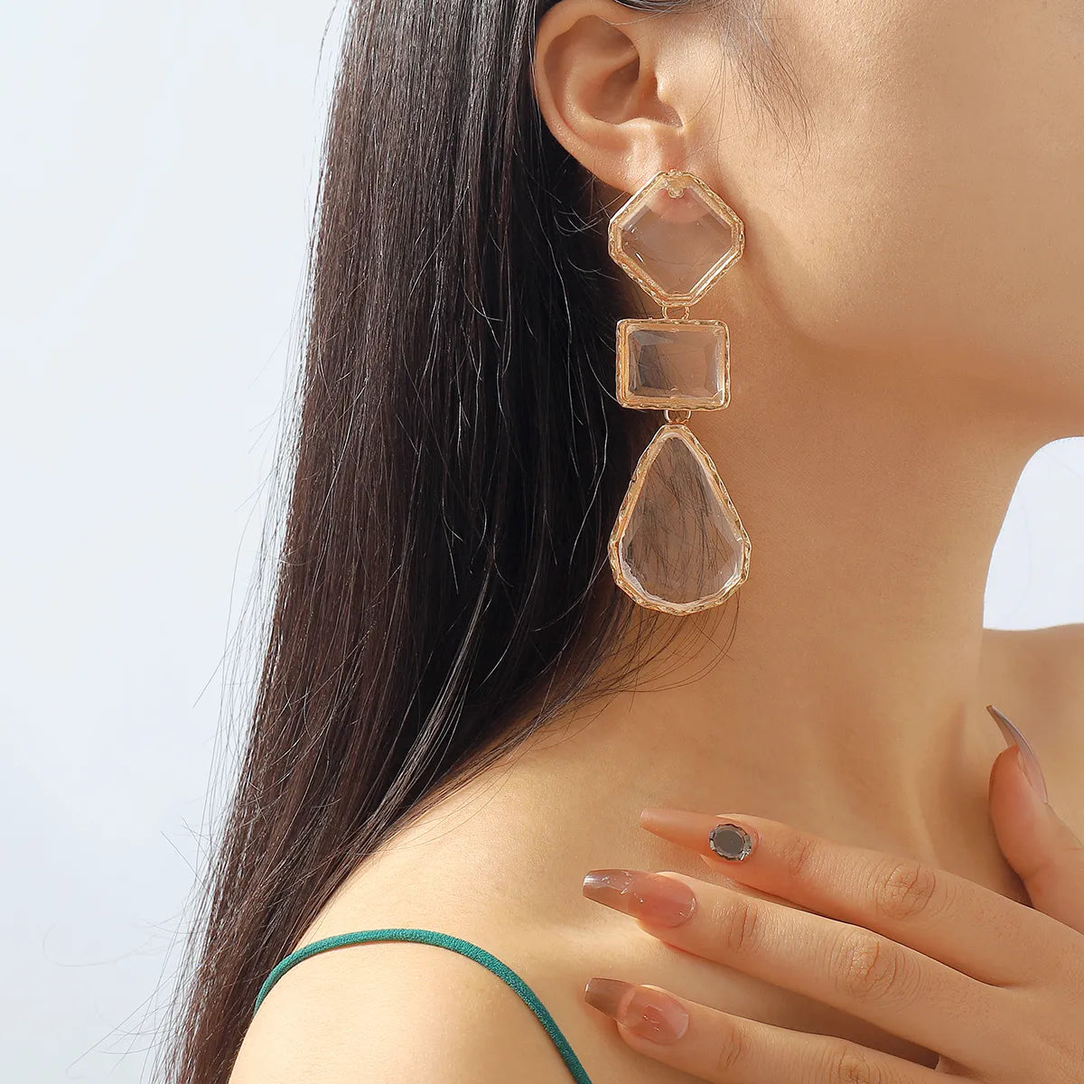 Elegant Retro Simple Style Geometric Alloy Irregular Transparent Inlay Resin Women's Drop Earrings