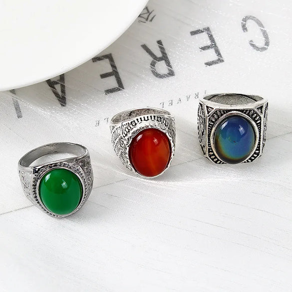 Elegant Retro Streetwear Geometric Alloy Carving Women'S Rings