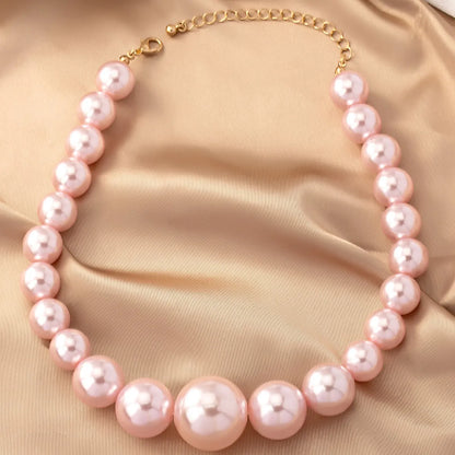 Elegant Round Imitation Pearl Beaded Women's Pendant Necklace