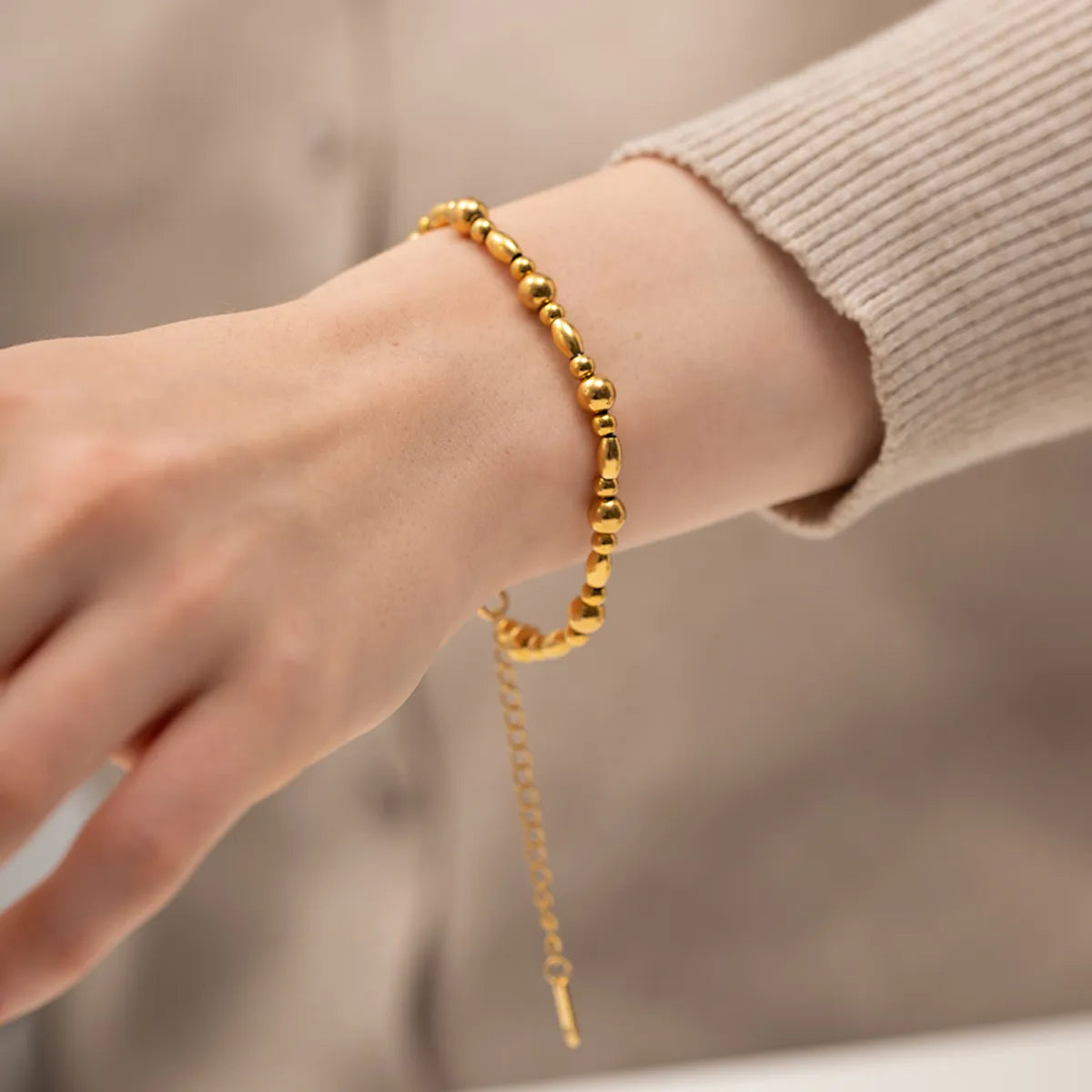 Elegant Round Stainless Steel Plating 18k Gold Plated Bracelets