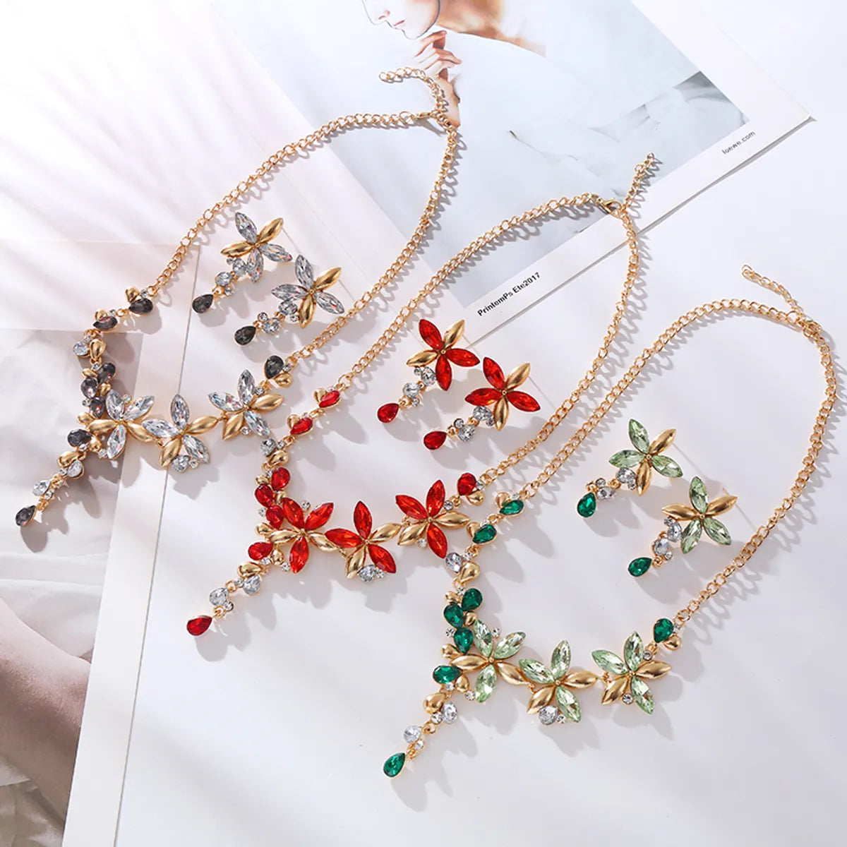 Elegant Shiny Flower Alloy Inlay Rhinestones Women's Earrings Necklace