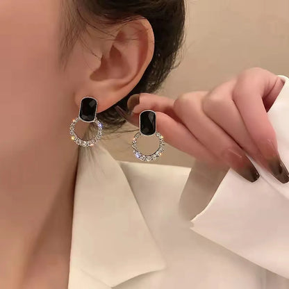 Elegant Shiny Round Oval Alloy Inlay Rhinestones Women's Earrings